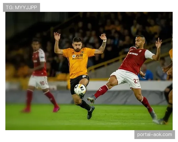 半场速报:布伦特福德1-1水晶宫,两队保级压力下踢得较为保守 半场速报:布伦特福德1-1水晶宫,两队保级压力下踢得较为保守